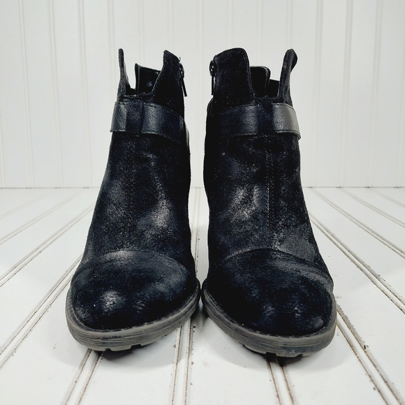 Crown Vintage Black Faux Suede Zip Up Block High Heel Ankle Booties K627 - Picture 3 of 13